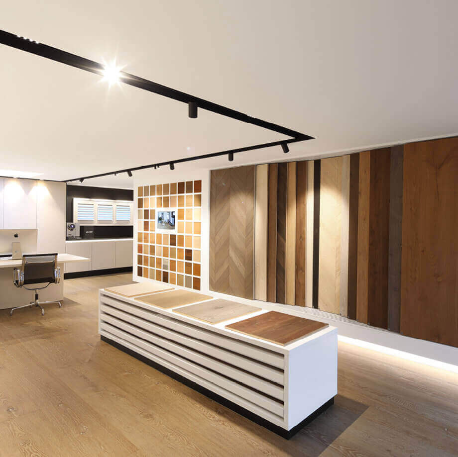 Parkett Showroom nahe Frankfurt – Ausstellung auf 300m2 mit Echtholzparkett, Landhausdielen und Verlegemustern und Premium Herstellern