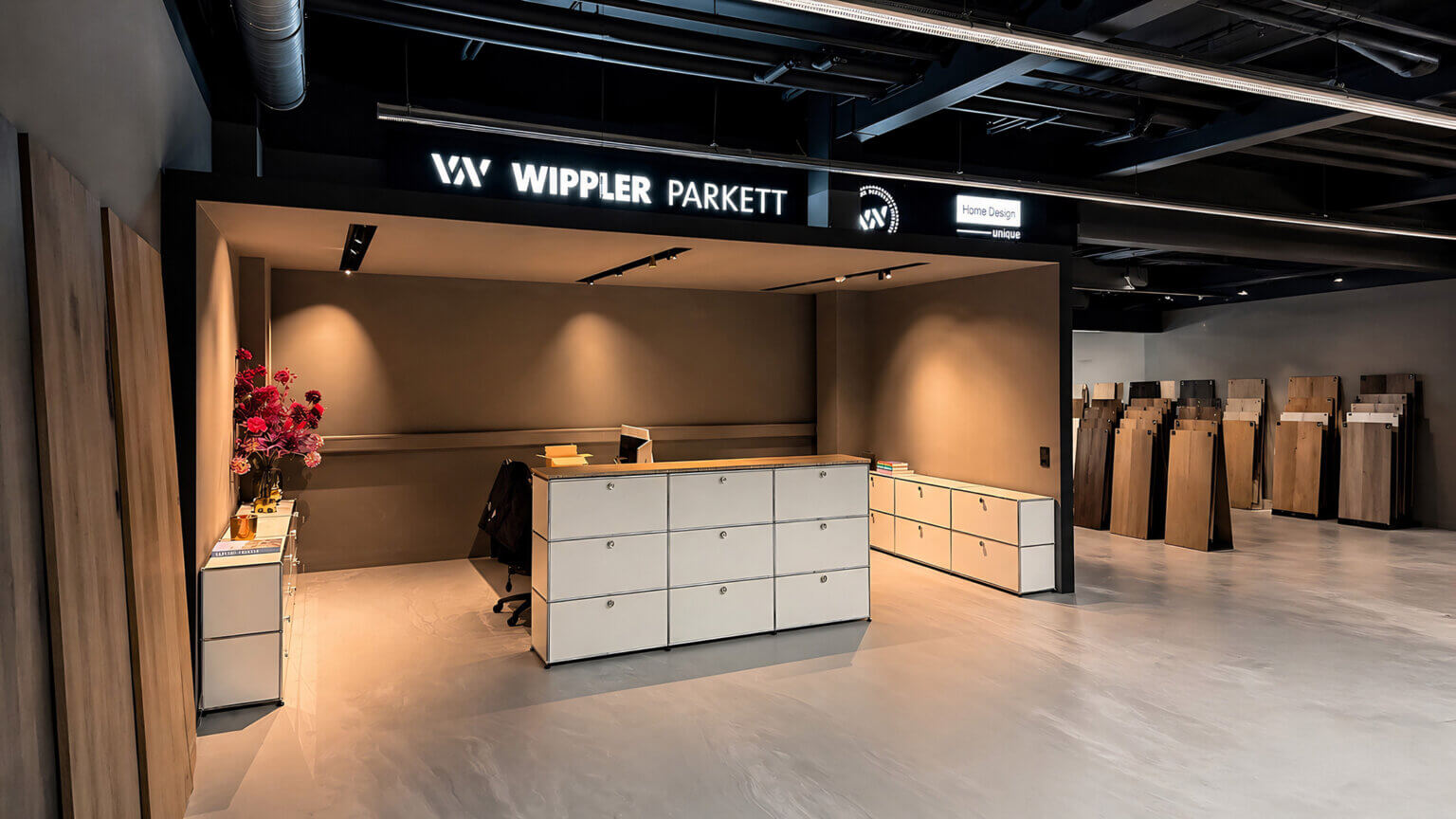 Bodenleger Wippler Parkett: Bodenbeläge und Parkettausstellung im Showroom Friedrichsdorf