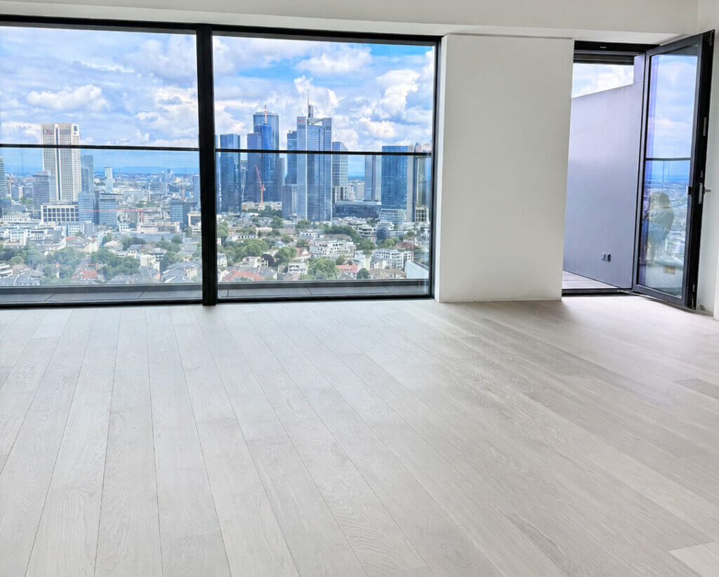 Wippler Parkett Referenz Frankfurt - Senkenberganlage Landhausdiele weiß geölt